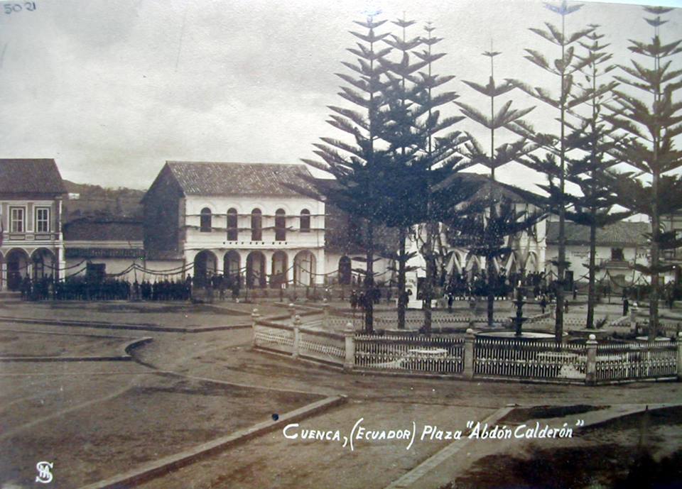 Parque Calderón – A GUIDE TO CUENCA ARCHITECTURE