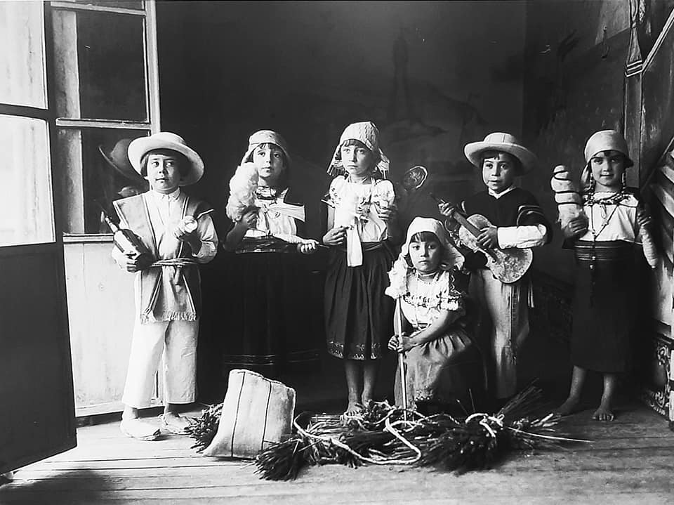 This image has an empty alt attribute; its file name is 33-casa-de-bienal-3.jpg